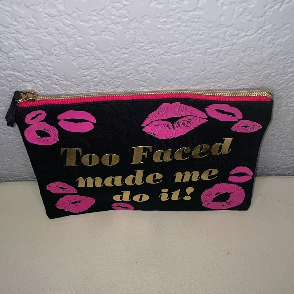 Too Faced Makeup Bag 💋 Too Faced Made Me Do It Cosmetic Makeup Bag 👛💄 🆕